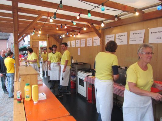 Strassen-_und_Hoffest 2014_112.jpg